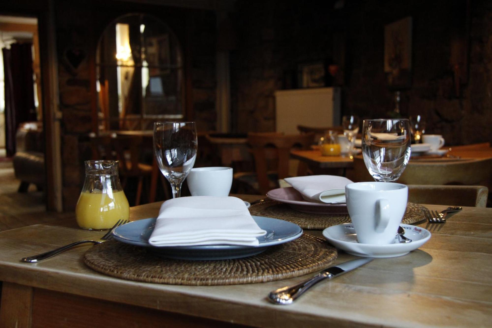 Zur Ewigen Lampe Romantisches Landhotel & Restaurant Nideggen Bagian luar foto